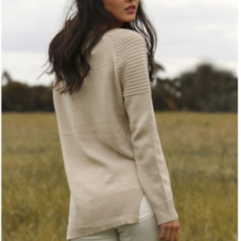 The Last Call Knit - Picture 3 of 4